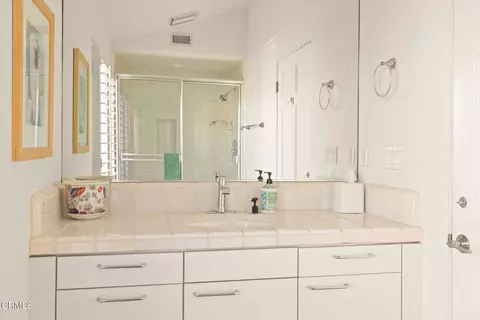 Bath - 1571 Mandalay Beach Rd, Oxnard, CA 93035 photo 8 of 8