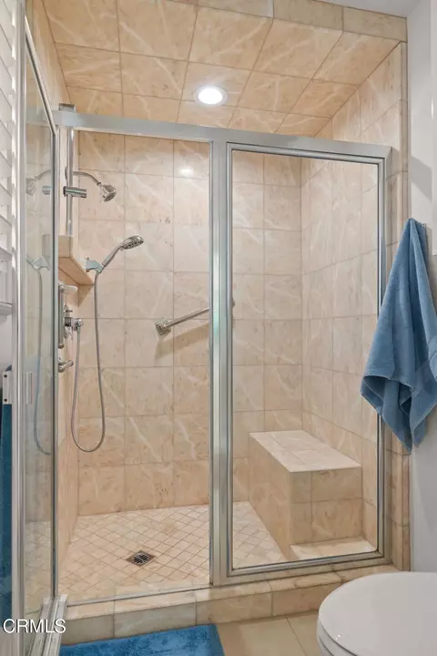 Bath - 1571 Mandalay Beach Rd, Oxnard, CA 93035 photo 5 of 8