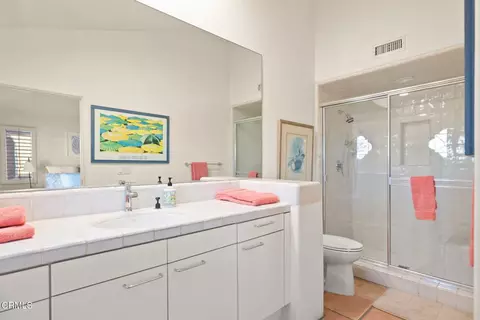 Bath - 1571 Mandalay Beach Rd, Oxnard, CA 93035 photo 7 of 8
