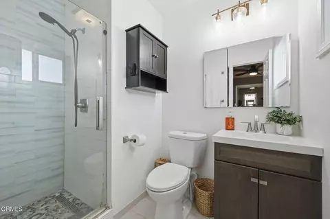 Bath - 2876 Dumetz St, Camarillo, CA 93010 photo 3 of 3