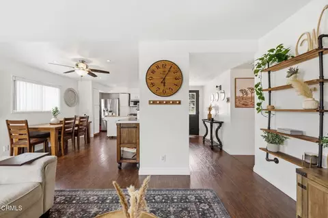 Entry Way - 2876 Dumetz St, Camarillo, CA 93010 photo 2 of 2