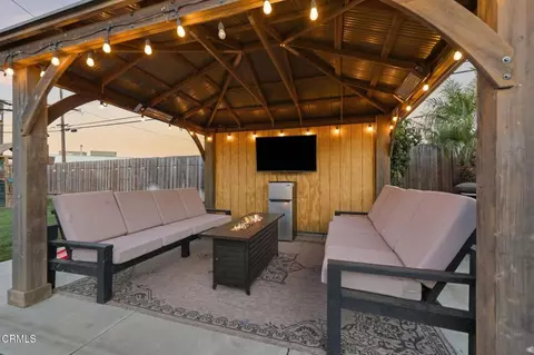 Exterior - 2876 Dumetz St, Camarillo, CA 93010 photo 9 of 14