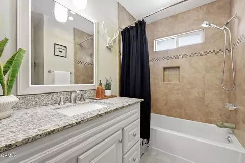 Bath - 2876 Dumetz St, Camarillo, CA 93010 photo 1 of 3
