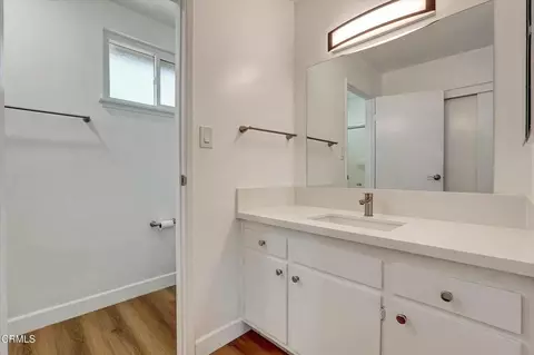 Bath - 3342 Ridden St, Camarillo, CA 93010 photo 1 of 2