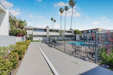 Exterior - 1331 Edgewood Way, Oxnard, CA 93030 photo 6 of 9