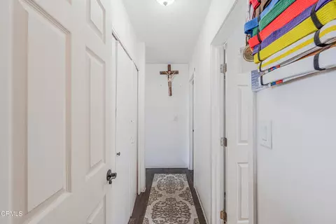 Entry Way - 1331 Edgewood Way, Oxnard, CA 93030 photo 1 of 1