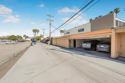 Exterior - 1331 Edgewood Way, Oxnard, CA 93030 photo 8 of 9
