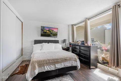 Bedroom - 1331 Edgewood Way, Oxnard, CA 93030 photo 5 of 6