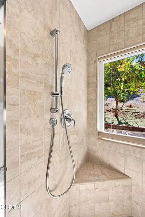 Bath - 1184 Itamo St, Camarillo, CA 93012 photo 2 of 4
