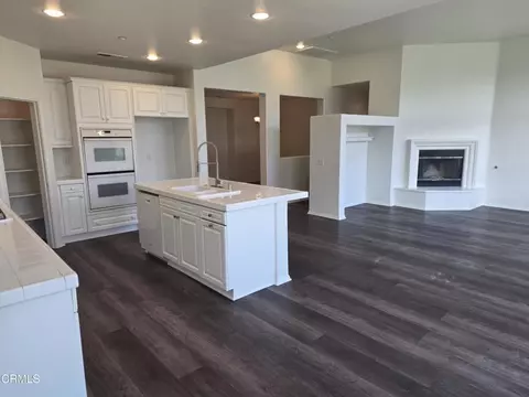 Kitchen - 3404 Dunkirk Dr, Oxnard, CA 93035 photo 1 of 1