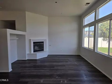3404 Dunkirk Dr, Oxnard, CA 93035 photo 3