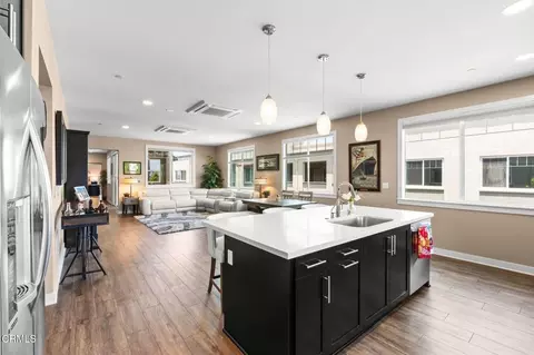 Kitchen - 2810 Wagon Wheel Rd #402, Oxnard, CA 93036 photo 7 of 7
