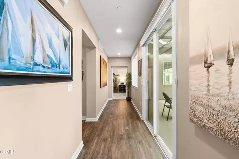 Entry Way - 2810 Wagon Wheel Rd #402, Oxnard, CA 93036 photo 5 of 6