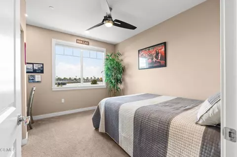 Bedroom - 2810 Wagon Wheel Rd #402, Oxnard, CA 93036 photo 4 of 7