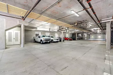 Exterior - 2810 Wagon Wheel Rd #402, Oxnard, CA 93036 photo 5 of 17