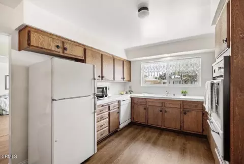 Kitchen - 2219 Rocklyn St, Camarillo, CA 93010 photo 1 of 3