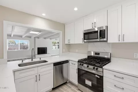 Kitchen - 3450 Frankfort Ct, Oxnard, CA 93033 photo 2 of 2