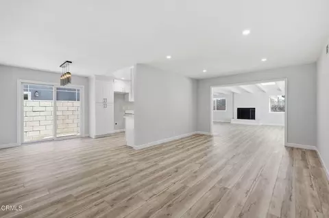 Living - 3450 Frankfort Ct, Oxnard, CA 93033 photo 1 of 5