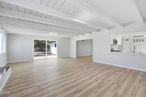 Living - 3450 Frankfort Ct, Oxnard, CA 93033 photo 4 of 5