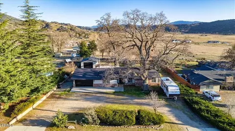 28050 Black Gold Way, Tehachapi, CA 93561 photo 2