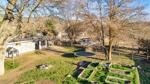 28050 Black Gold Way, Tehachapi, CA 93561 photo 38
