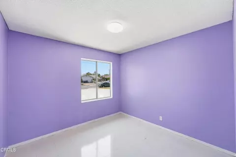 Bedroom - 555 Del Sur Way, Oxnard, CA 93033 photo 2 of 4