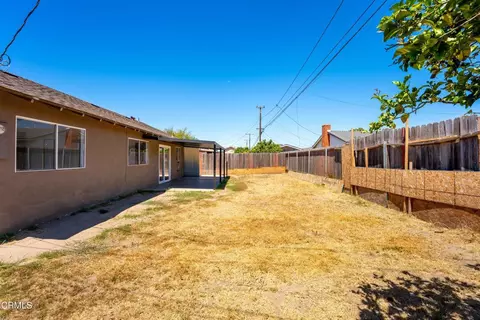 Exterior - 555 Del Sur Way, Oxnard, CA 93033 photo 7 of 7