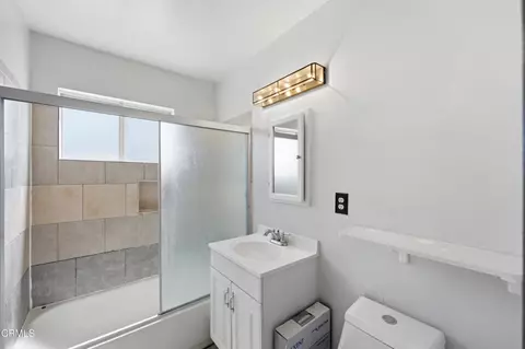 Bath - 555 Del Sur Way, Oxnard, CA 93033 photo 1 of 2
