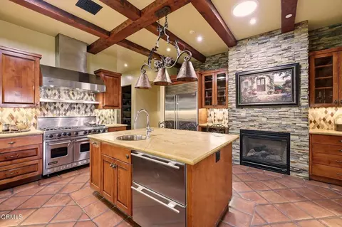 Kitchen - 4797 Northridge Dr, Somis, CA 93066 photo 1 of 6