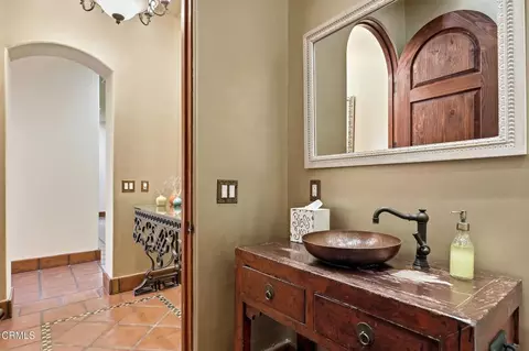 Bath - 4797 Northridge Dr, Somis, CA 93066 photo 1 of 8