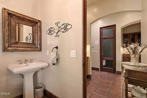 Entry Way - 4797 Northridge Dr, Somis, CA 93066 photo 3 of 5