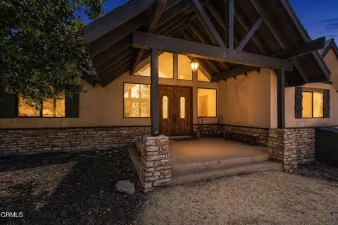 Exterior - 25620 High Rock Ct, Tehachapi, CA 93561 photo 2 of 7