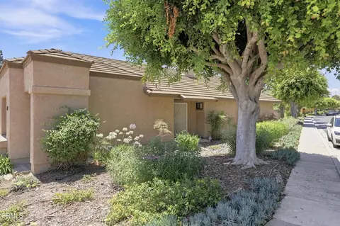 Exterior - 192 La Veta Dr, Camarillo, CA 93012 photo 11 of 14