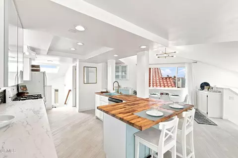 Kitchen - 2301 Chico Ct, Oxnard, CA 93035 photo 5 of 5