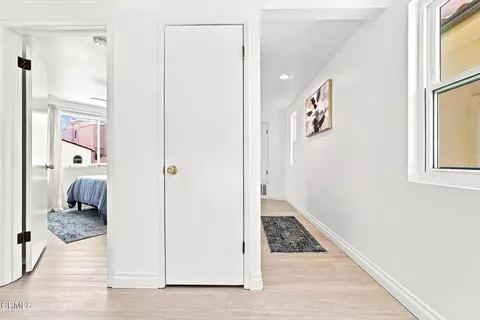 Entry Way - 2301 Chico Ct, Oxnard, CA 93035 photo 5 of 7