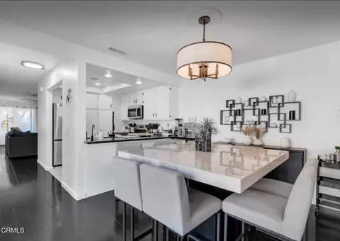 Dining - 3615 Isle Way, Oxnard, CA 93035 photo 2 of 2