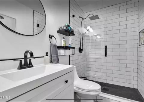 Bath - 3615 Isle Way, Oxnard, CA 93035 photo 1 of 2