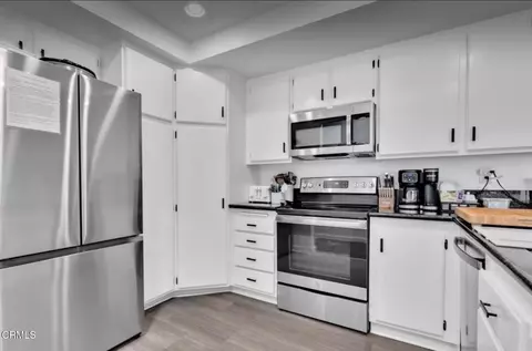 Kitchen - 3615 Isle Way, Oxnard, CA 93035 photo 1 of 2