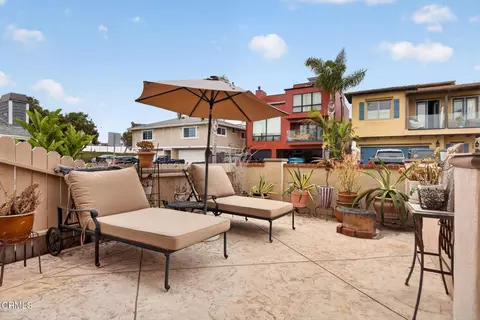 Exterior - 141 Pasadena Ave, Oxnard, CA 93035 photo 1 of 4