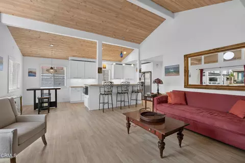 Living - 141 Pasadena Ave, Oxnard, CA 93035 photo 2 of 5