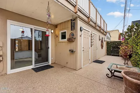 Exterior - 141 Pasadena Ave, Oxnard, CA 93035 photo 2 of 4
