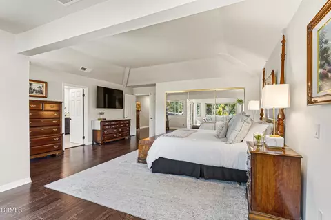 Bedroom - 10539 Chippenham Rd, Santa Rosa Valley, CA 93012 photo 11 of 13