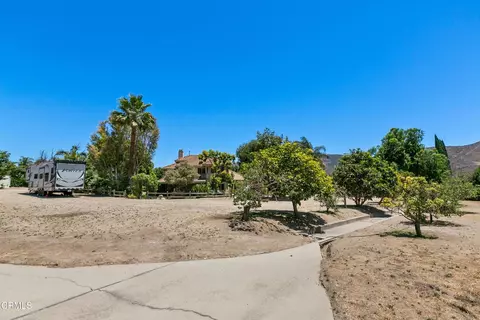 Exterior - 10539 Chippenham Rd, Santa Rosa Valley, CA 93012 photo 17 of 20