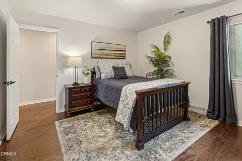 Bedroom - 10539 Chippenham Rd, Santa Rosa Valley, CA 93012 photo 2 of 13