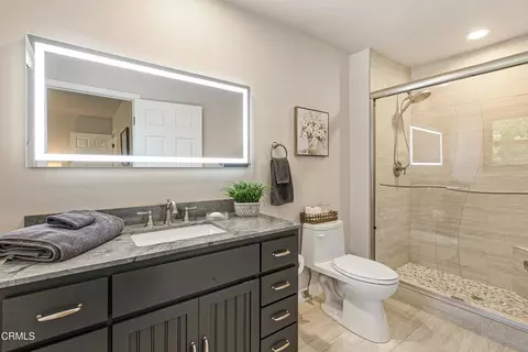 Bath - 10539 Chippenham Rd, Santa Rosa Valley, CA 93012 photo 5 of 12