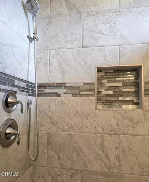 Bath - 709 Corte Valdez, Oxnard, CA 93030 photo 3 of 5