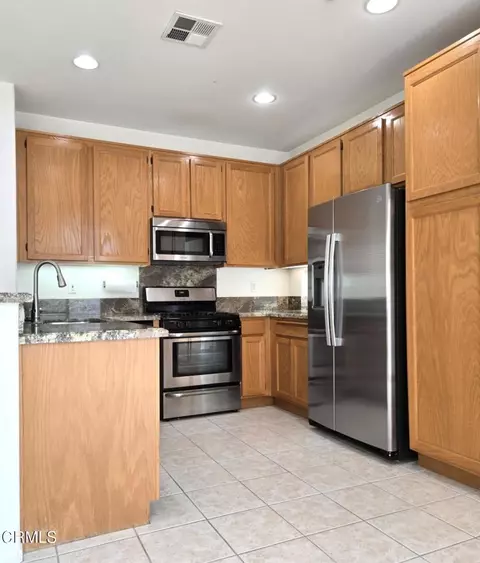 Kitchen - 709 Corte Valdez, Oxnard, CA 93030 photo 3 of 5