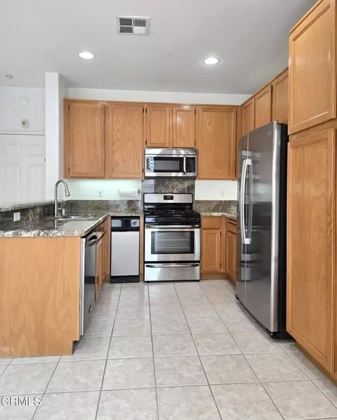 Kitchen - 709 Corte Valdez, Oxnard, CA 93030 photo 2 of 5