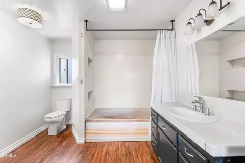Bath - 400 N G St, Lompoc, CA 93436 photo 2 of 2