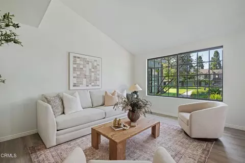 Living - 3420 Olds Rd, Oxnard, CA 93033 photo 2 of 6